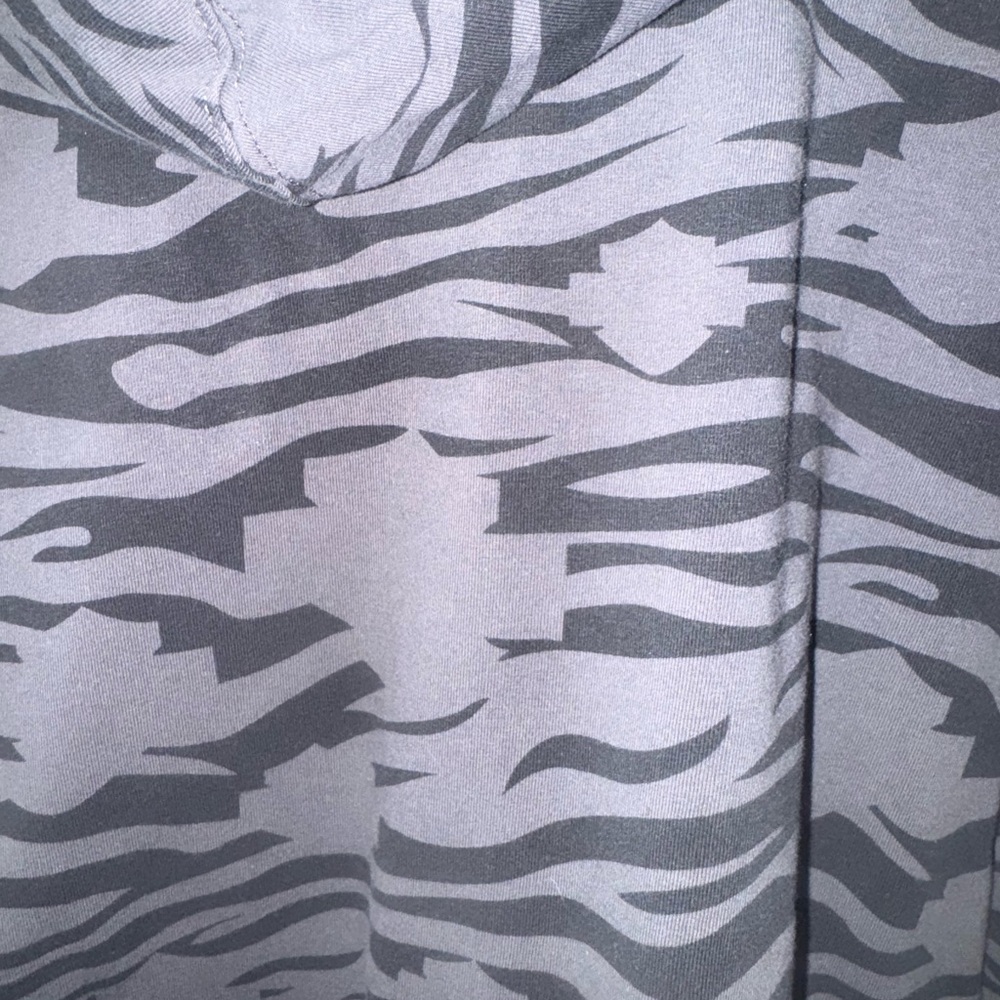 Harley-Davidson Reversible Black & Gray Zebra-Stripe Zip Hoodie with Orange Logo - Picture 6 of 8